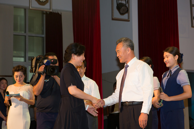 微信图片_20180818170947_副本.jpg