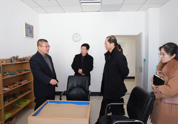 市残联高松理事长一行来我院调研指导工作